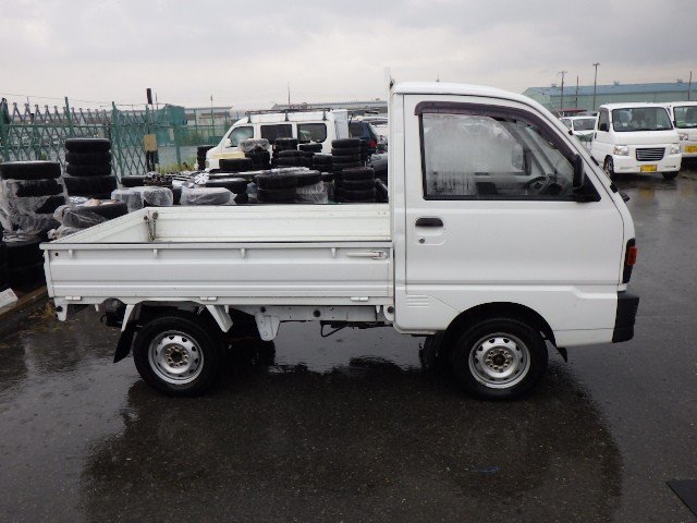 1992 Mitsubishi Minicab Truck V-U42T 4WD