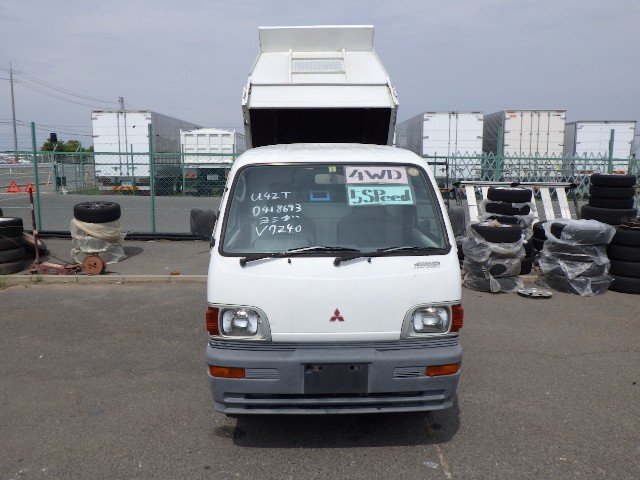 1996 Mitsubishi Minicab Truck V-U42T 4WD