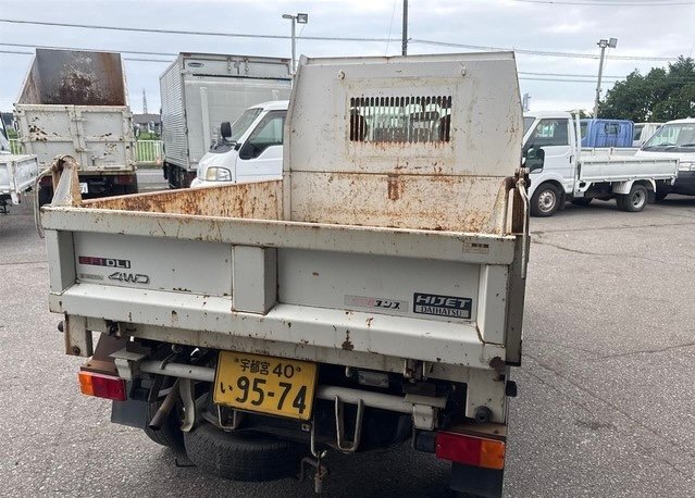2001 Daihatsu Hijet Truck (4WD)