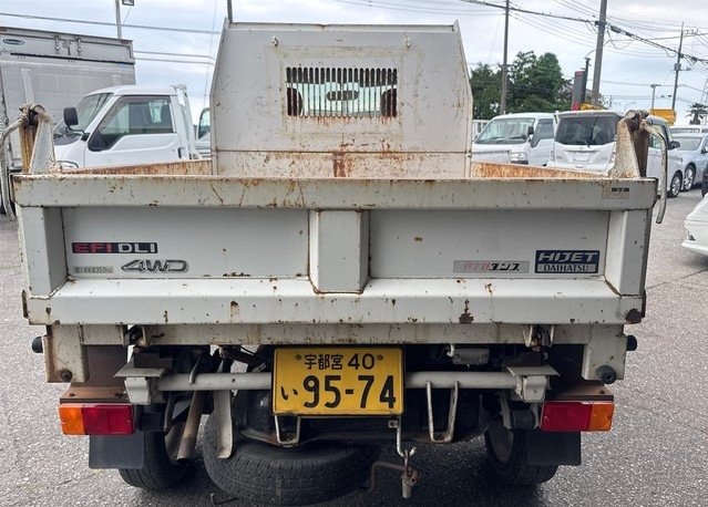 2001 Daihatsu Hijet Truck (4WD)