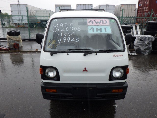 1992 Mitsubishi Minicab Truck V-U42T 4WD
