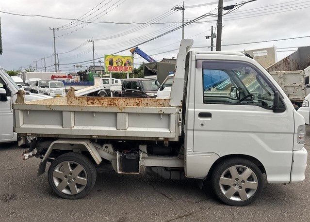 2001 Daihatsu Hijet Truck (4WD)