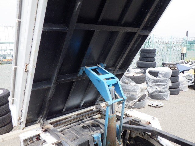 1996 Mitsubishi Minicab Truck V-U42T 4WD