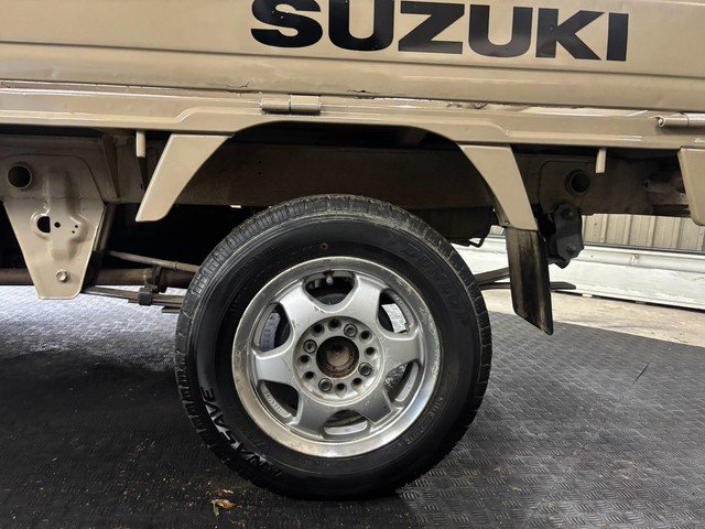 Suzuki Carry Truck 2000