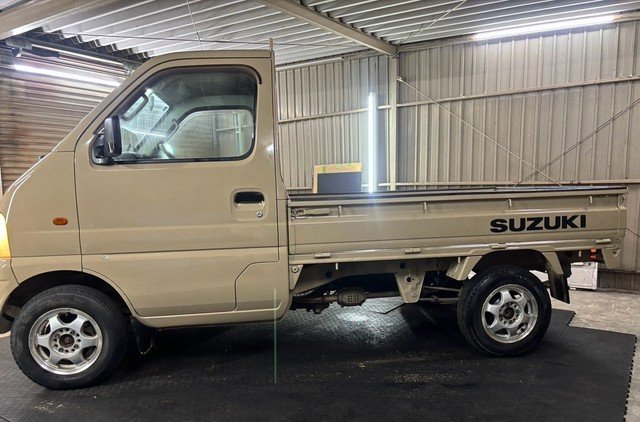 Suzuki Carry Truck 2000