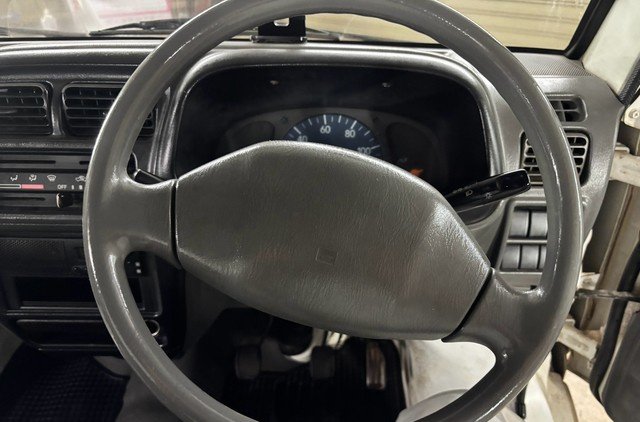 Suzuki Carry Truck 2000