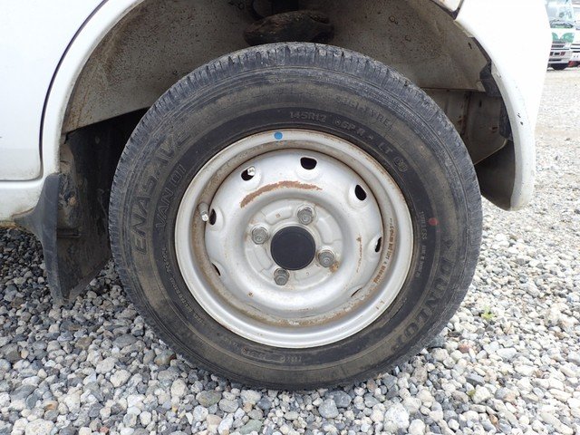 Suzuki Carry Truck 2000