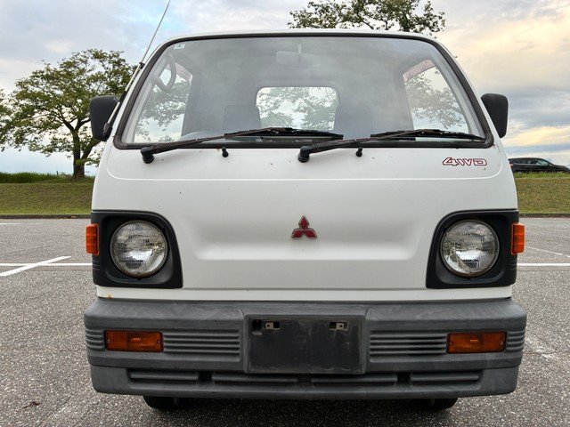 Mitsubishi Minicab Truck 1992