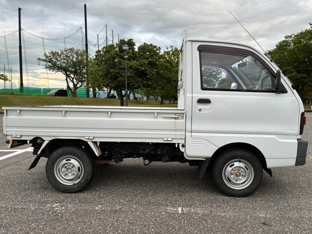Mitsubishi Minicab Truck 1992