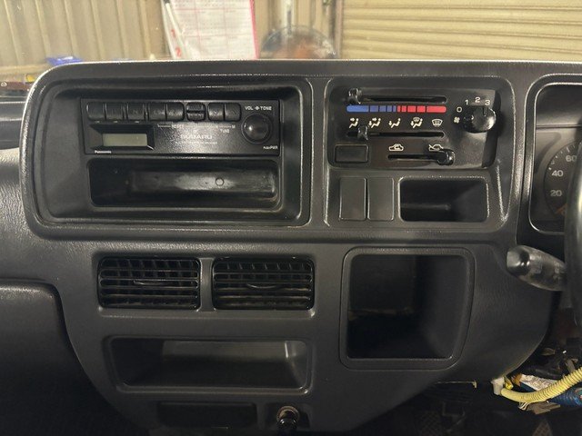 Subaru Sambar Truck 2000