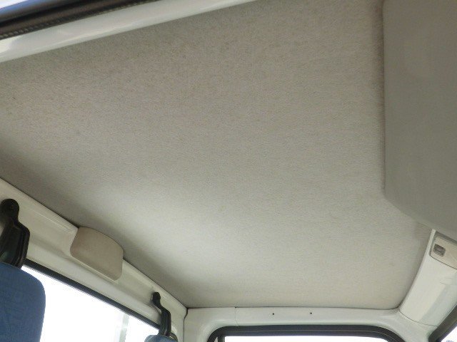 2000 Mitsubishi Minicab Truck GD-U62T 4WD