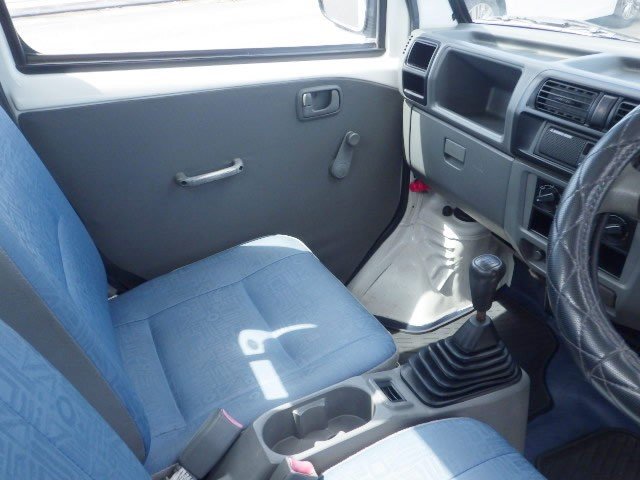2000 Mitsubishi Minicab Truck GD-U61T 2WD