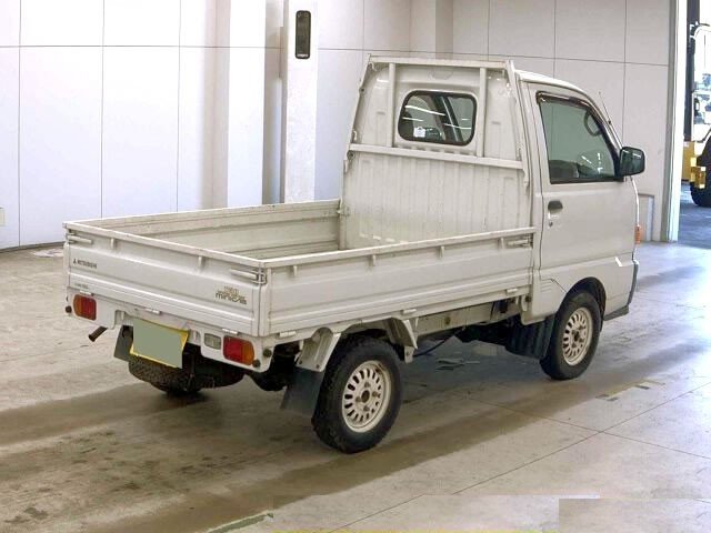 1997 Mitsubishi Minicab Truck V-U42T 4WD