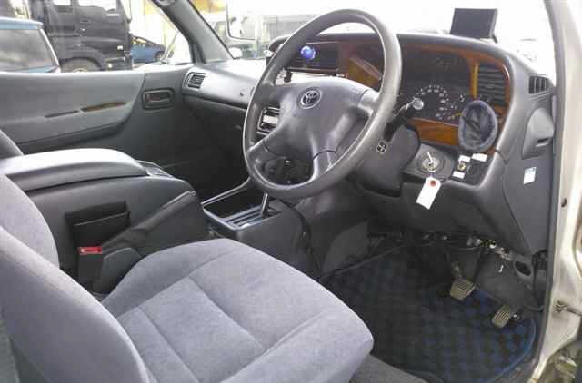 2001 Toyota Hiace Van KZH138V