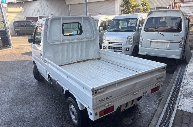 1999 Mazda Scrum Truck DG52T