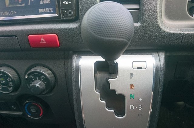 2021 Toyota Hiace Van QDF-GDH201K