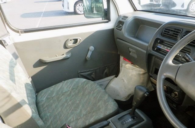 2000 Mazda Scrum Truck GD-DG52T 2WD