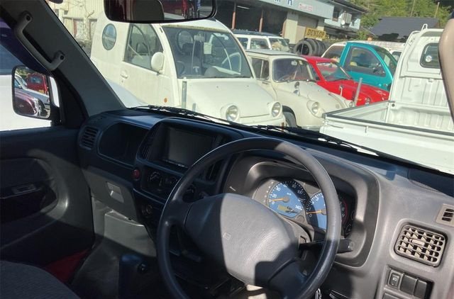 2001 Suzuki Carry Truck DA62T 2WD