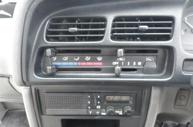 1997 Suzuki Carry Truck 4WD