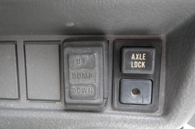 1997 Suzuki Carry Truck 4WD