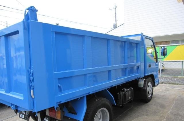 2000 Isuzu Elf Truck KK-NKR66ED 2WD