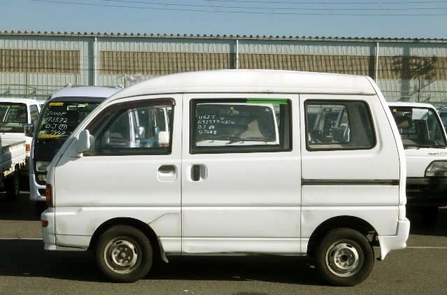1996 Mitsubishi Minicab Van V-U41V 2WD