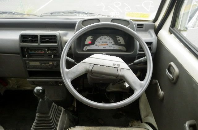 1996 Mitsubishi Minicab Van V-U41V 2WD