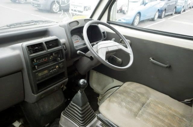 1996 Mitsubishi Minicab Van V-U41V 2WD