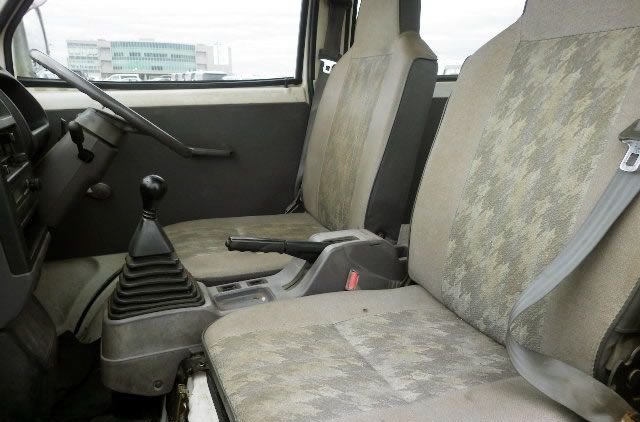 1996 Mitsubishi Minicab Van V-U41V 2WD