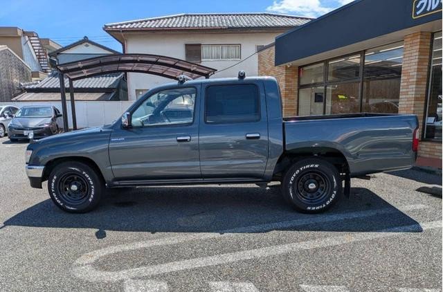 1998 Toyota Hilux Sports Pick Up GA-RZN147 2WD