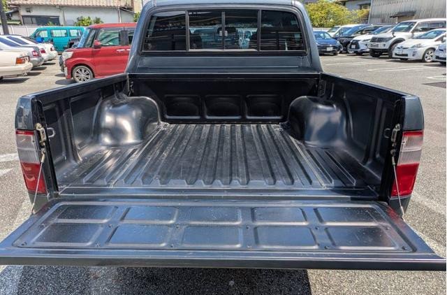 1998 Toyota Hilux Sports Pick Up GA-RZN147 2WD