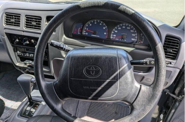 1998 Toyota Hilux Sports Pick Up GA-RZN147 2WD