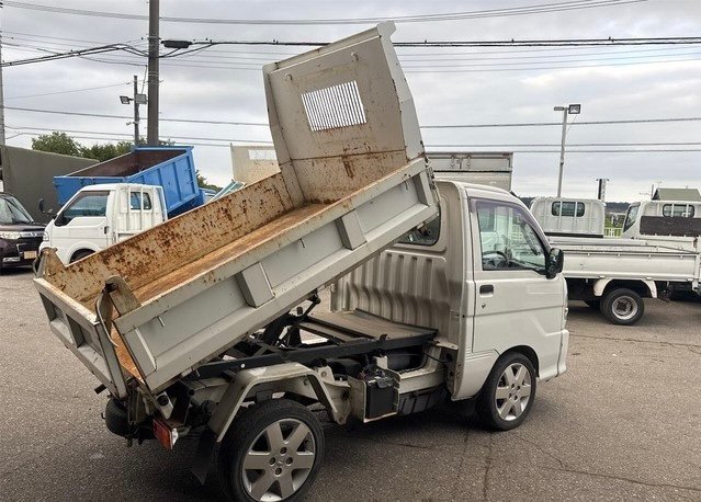 2001 Daihatsu Hijet Truck (4WD)
