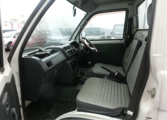 1999 Daihatsu Hijet Truck S210P 4WD