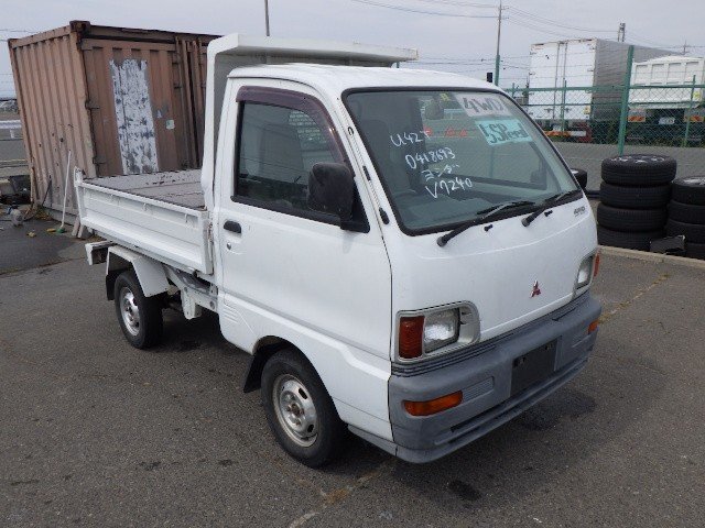 1996 Mitsubishi Minicab Truck V-U42T 4WD