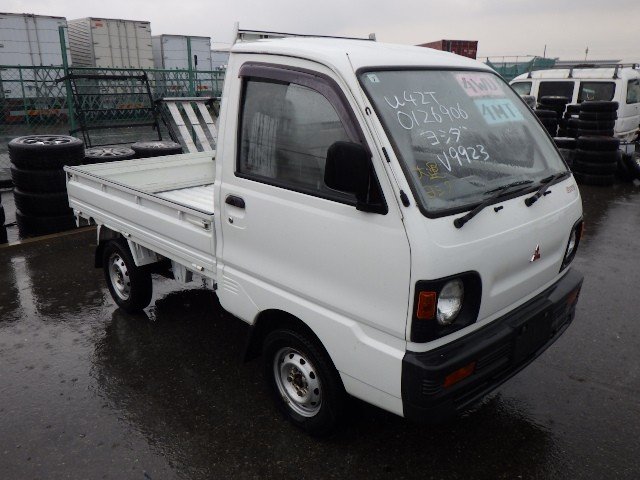 1992 Mitsubishi Minicab Truck V-U42T 4WD